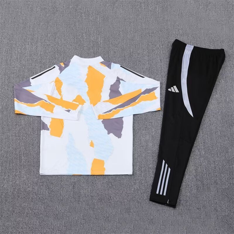 Real Madrid Tracksuit 2024/25 - Adult