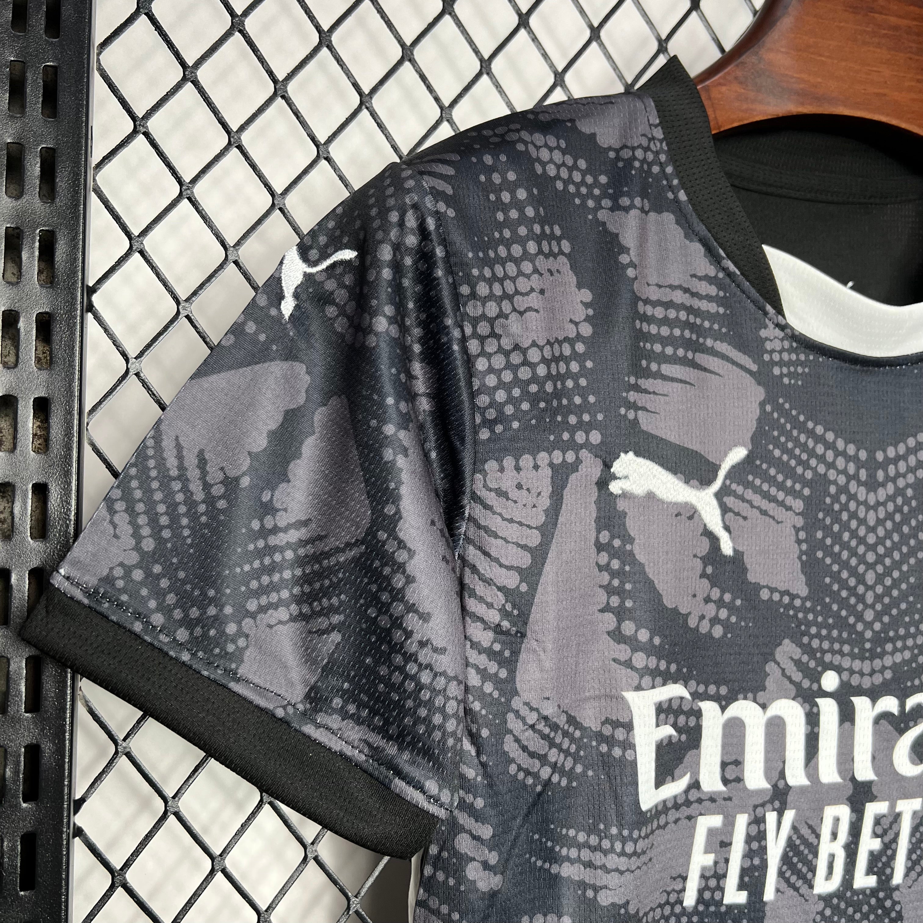 Milan 2024/25 Goalkeeper - Child