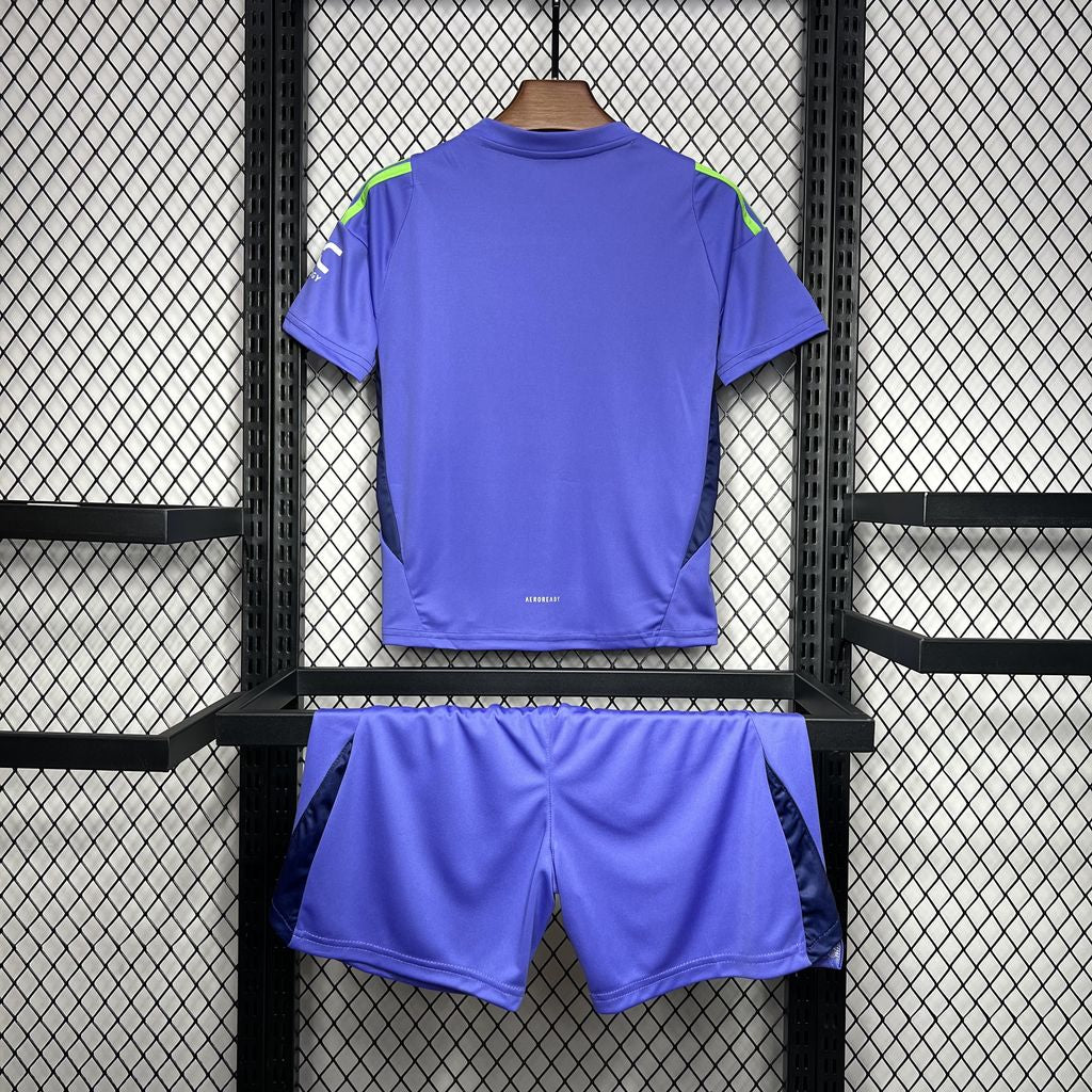 Manchester United Goalkeeper 24/25 child