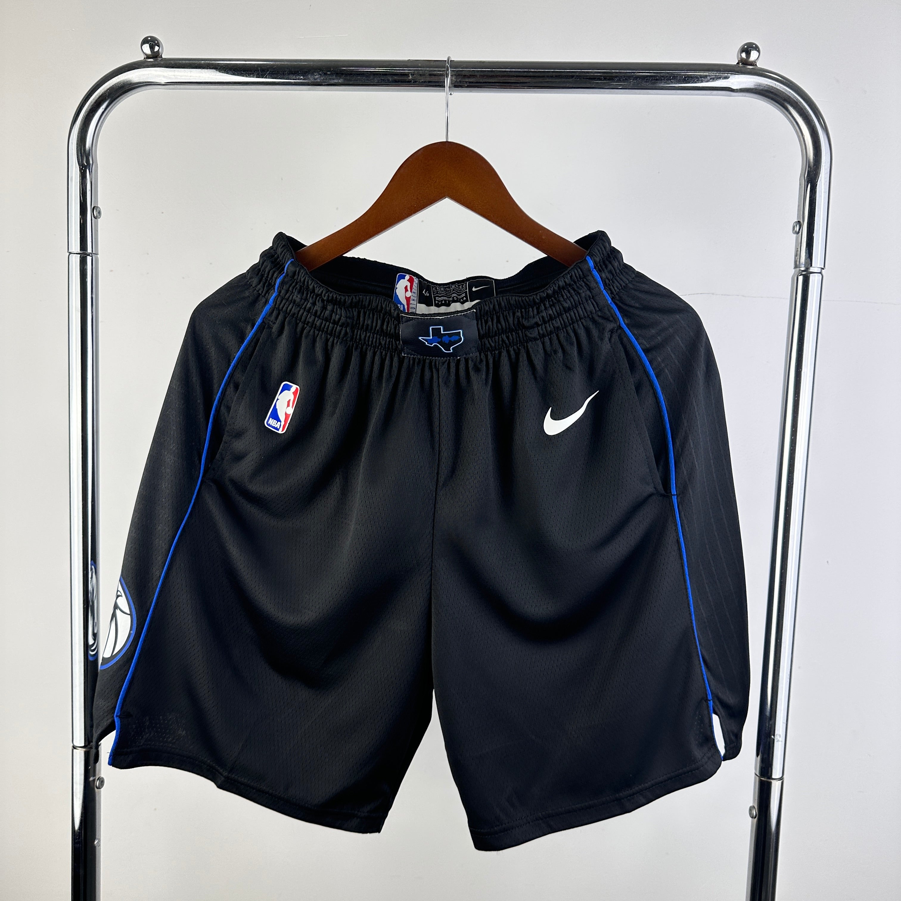 Dallas Mavericks Adult Basketball Shorts 2024