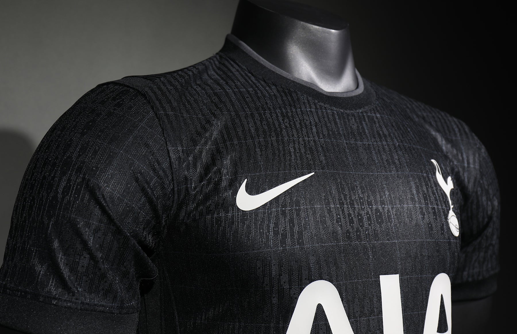 Tottenham Home Kit 2024/2025 - Adult