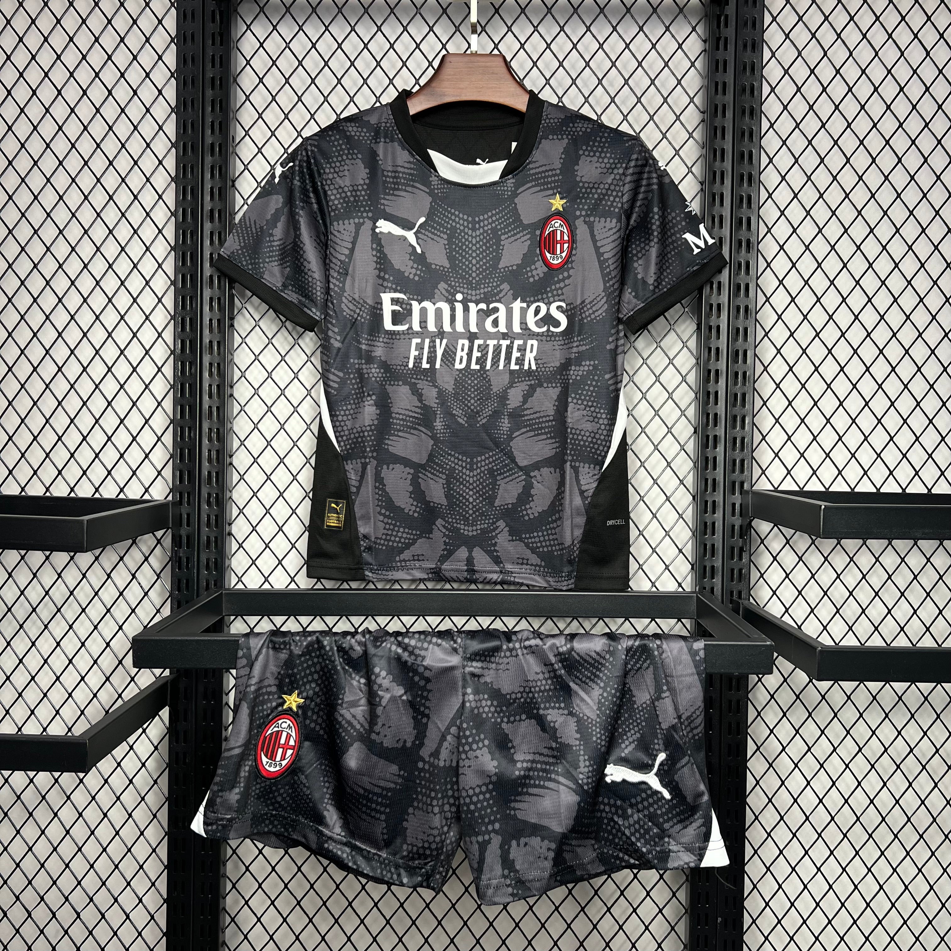 Milan 2024/25 Goalkeeper - Child