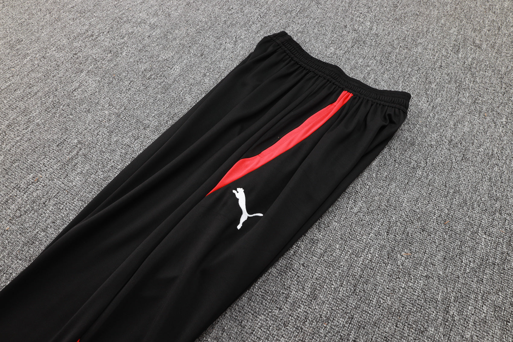 Milan 2024/2025 with hood