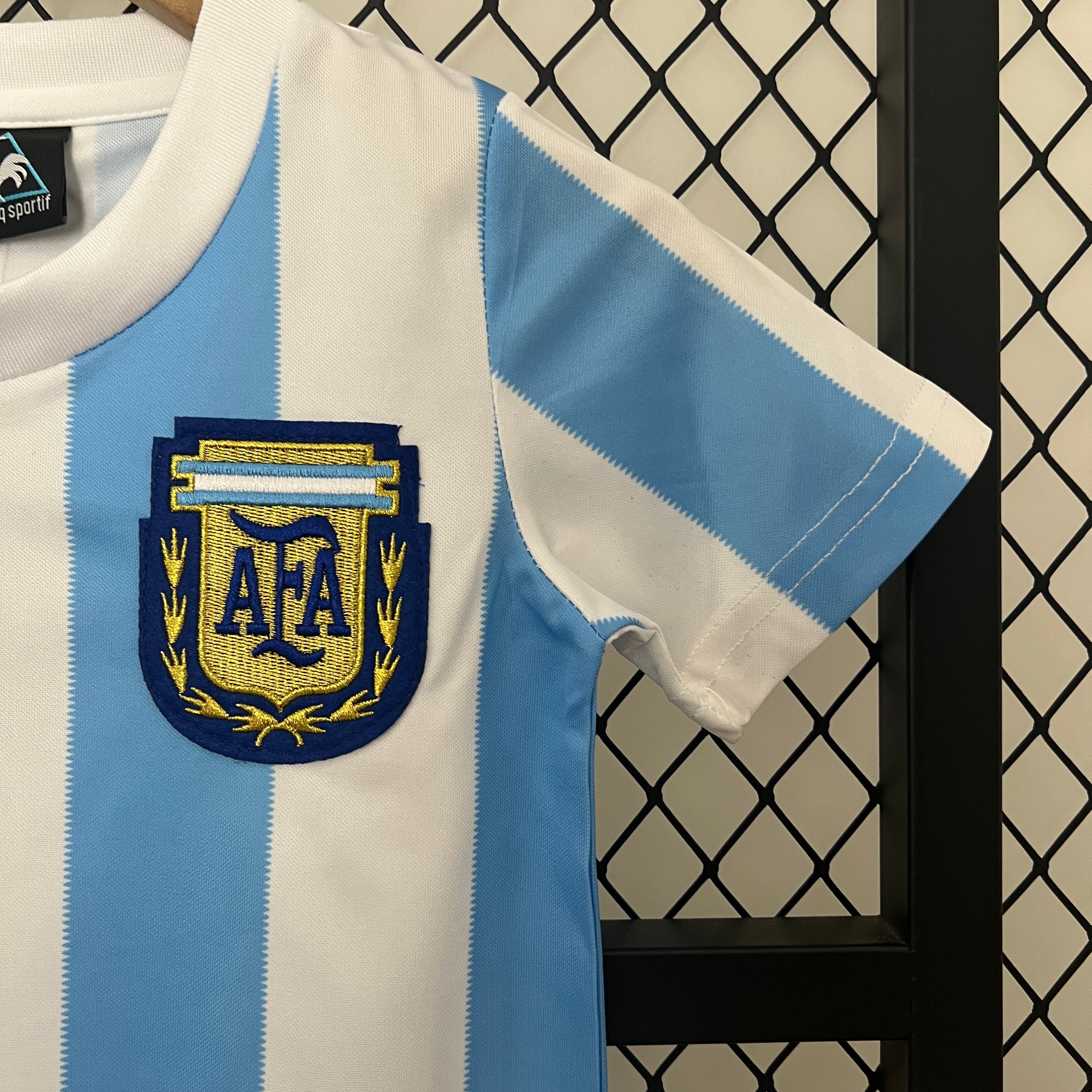 Argentina 1986 Home - Child