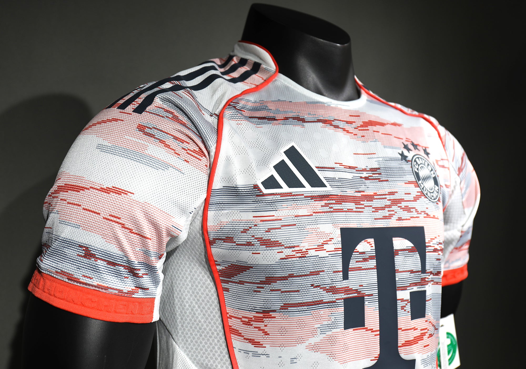 Bayern Munich Home Kit 2024/2025 - Adult