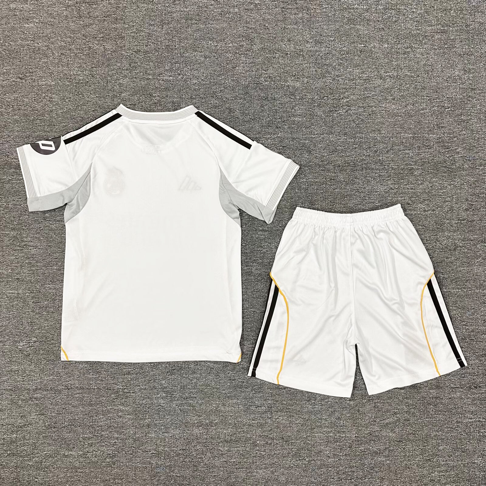 Real Madrid Third Kit 2024/2025 CHILD