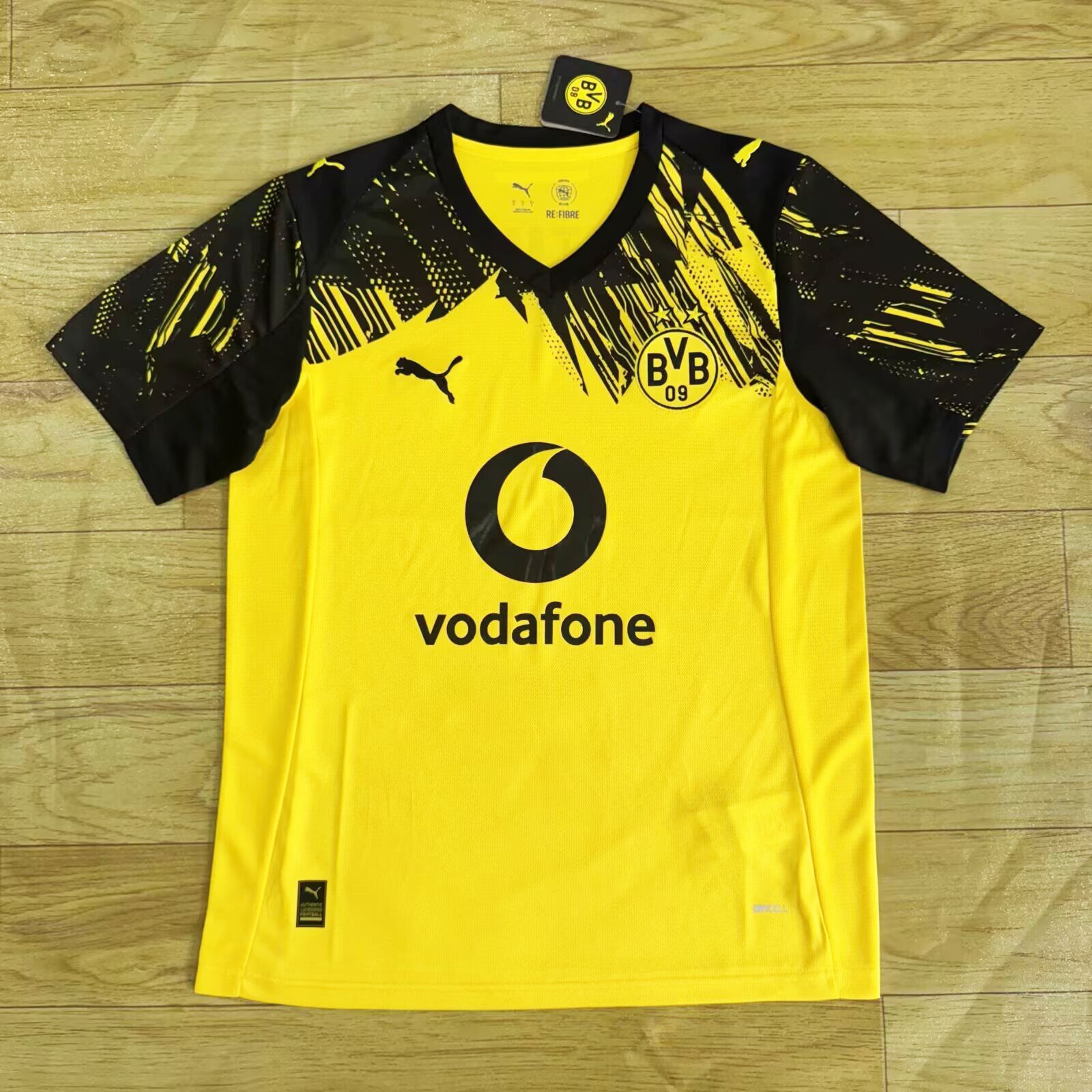 Borussia Dortmund Home Kit 2024/2025 - Adult