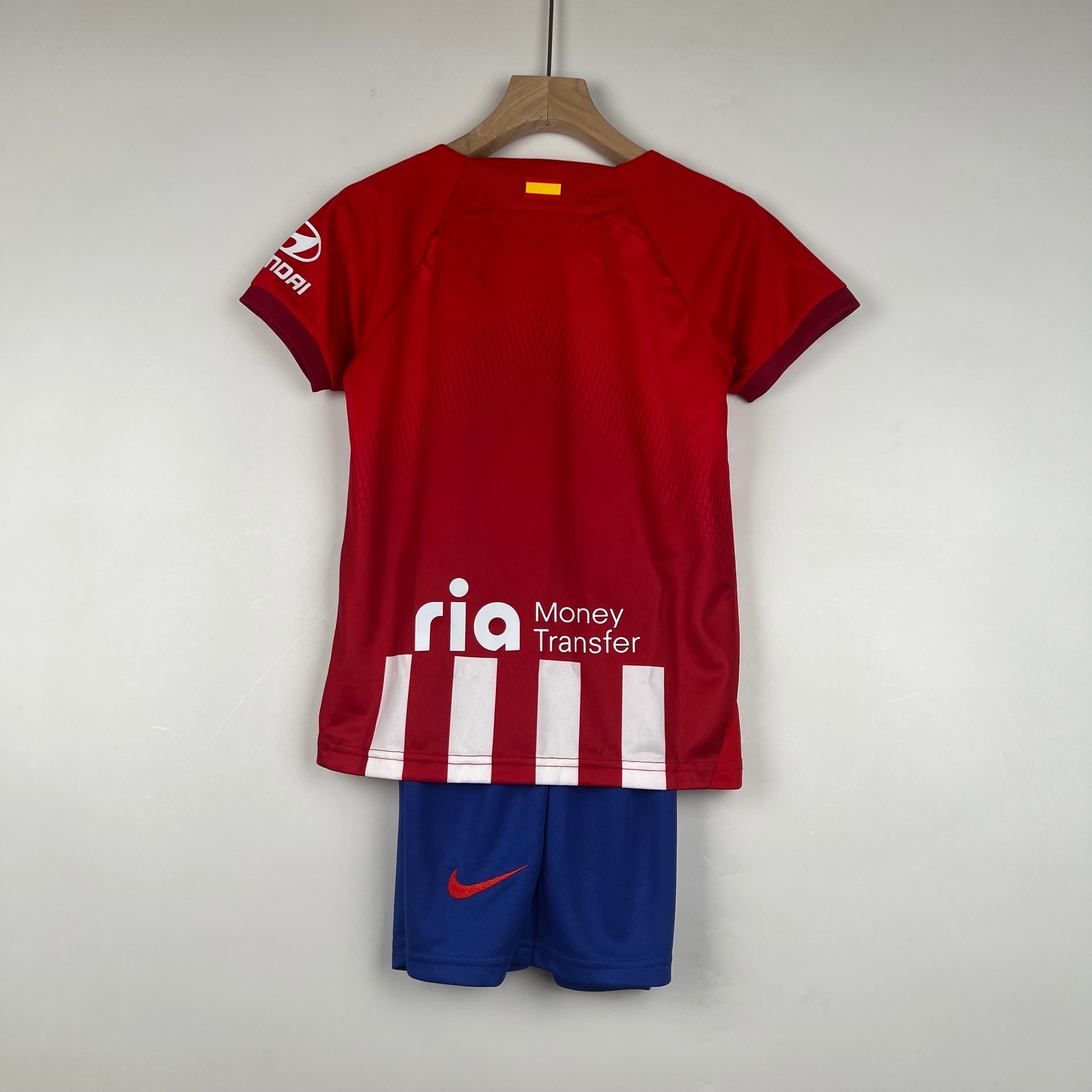 Atletico de Madrid Home 23/24 Kids T-Shirts and Shorts