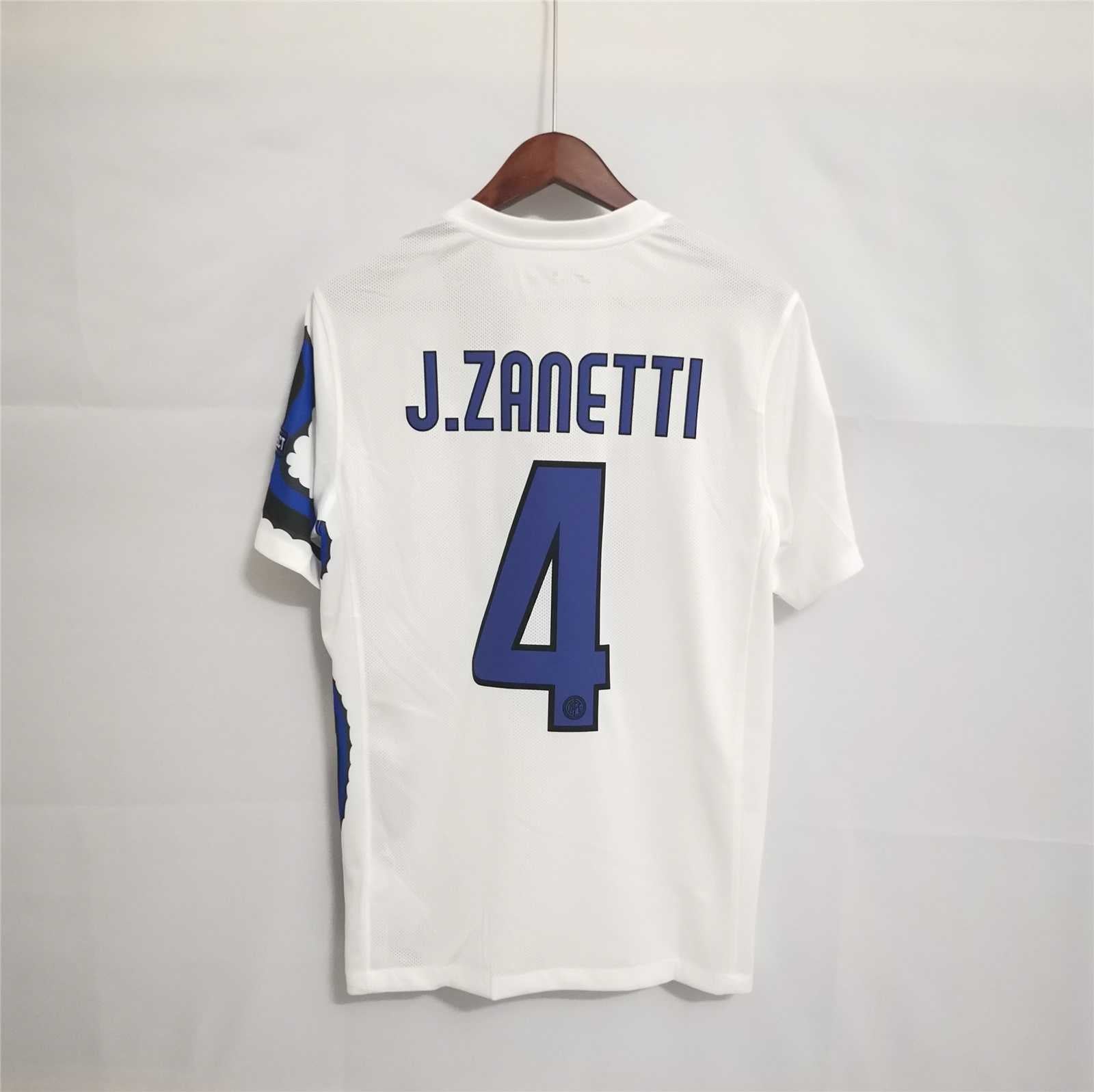 Inter - Away Shirt 2010-11 - TRIPLE