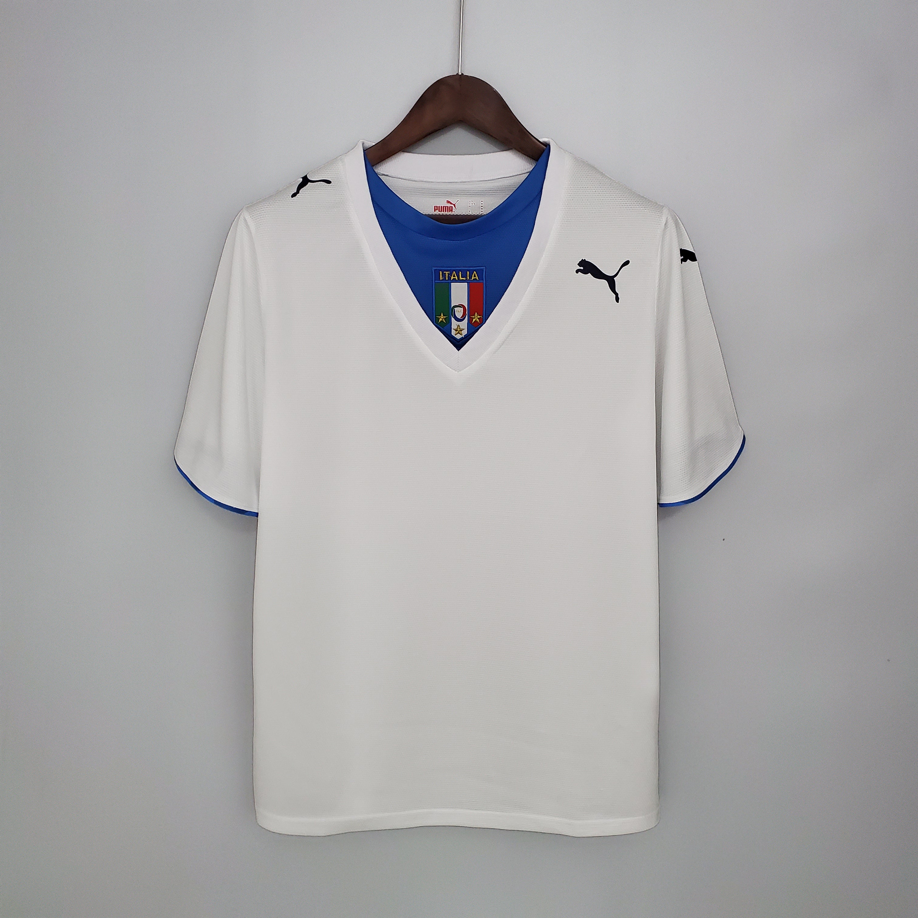 Retro Italy Away Shirt 2006