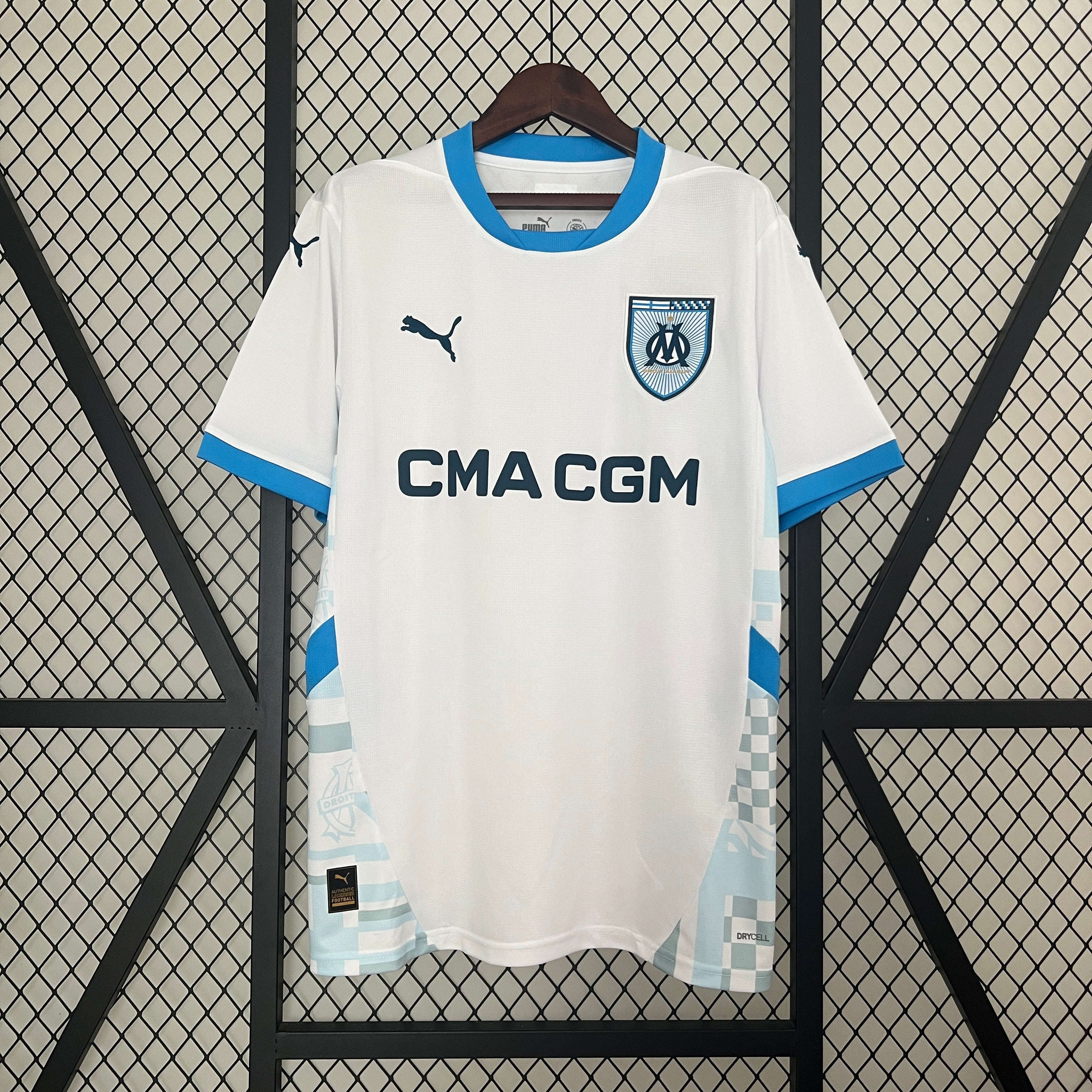 Marseille home 2024/2025