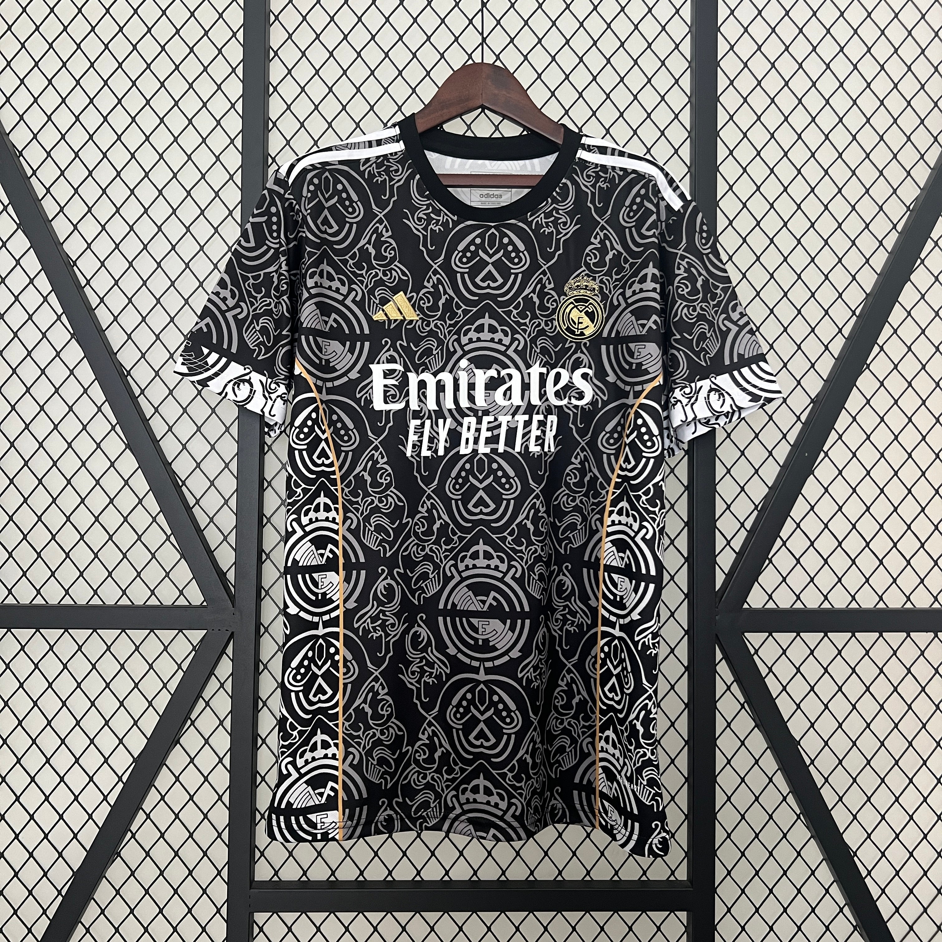 Special Edition Real Madrid Black